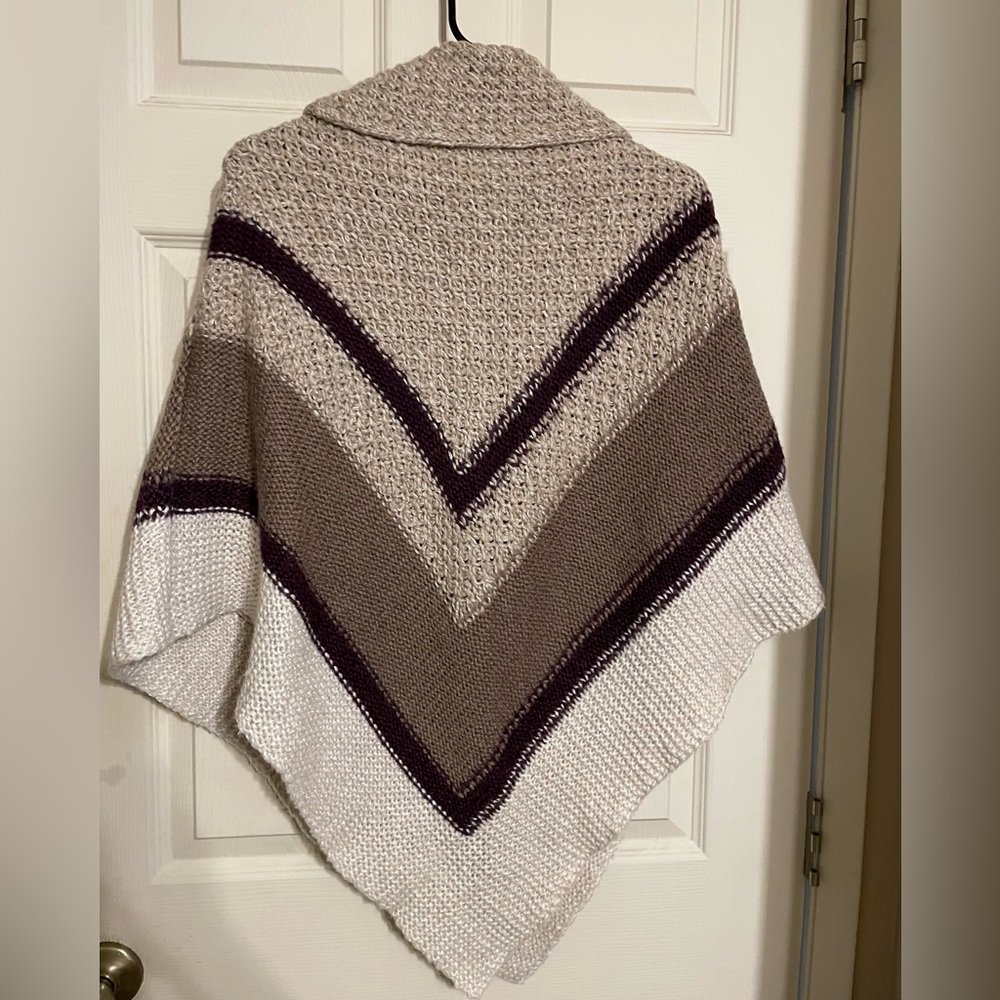 Old Navy Sweater Turtleneck Poncho